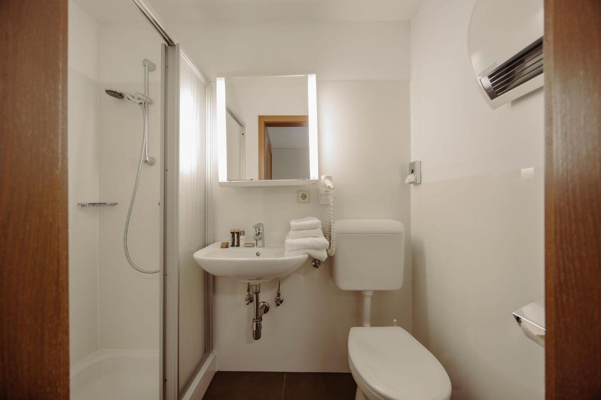 Theresi Appartements Saalbach-Hinterglemm Room photo